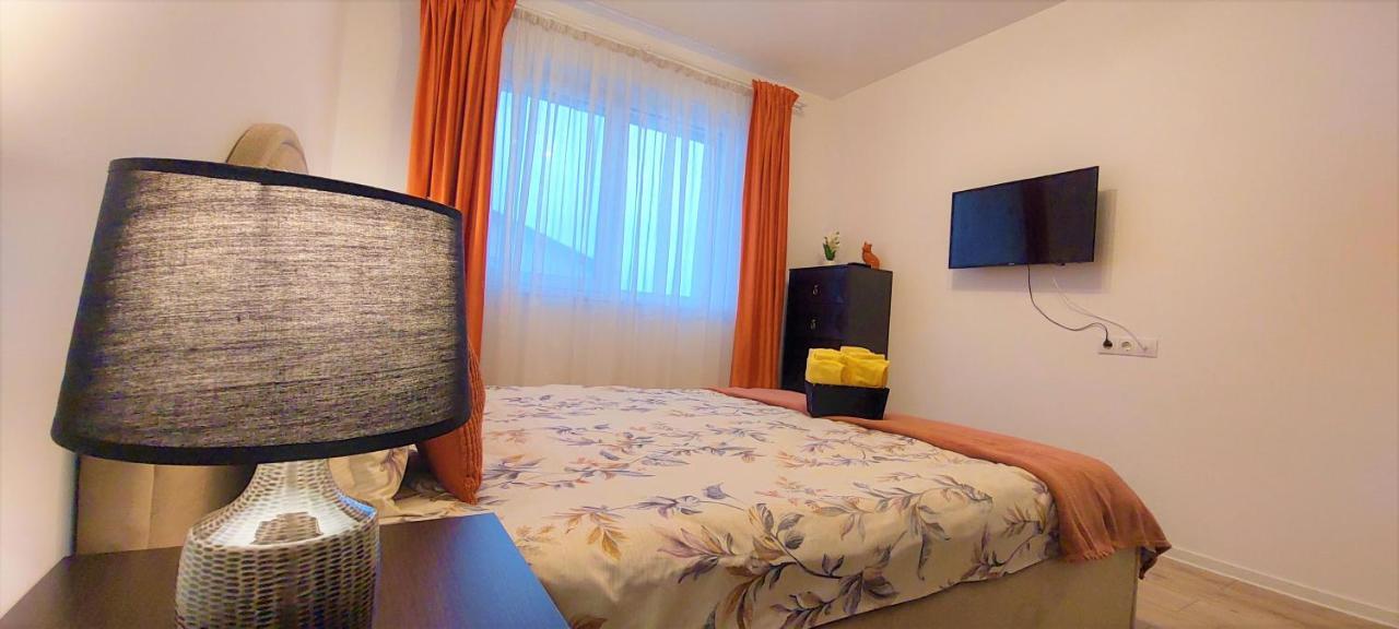 Apartament Hera Risnov Exterior photo